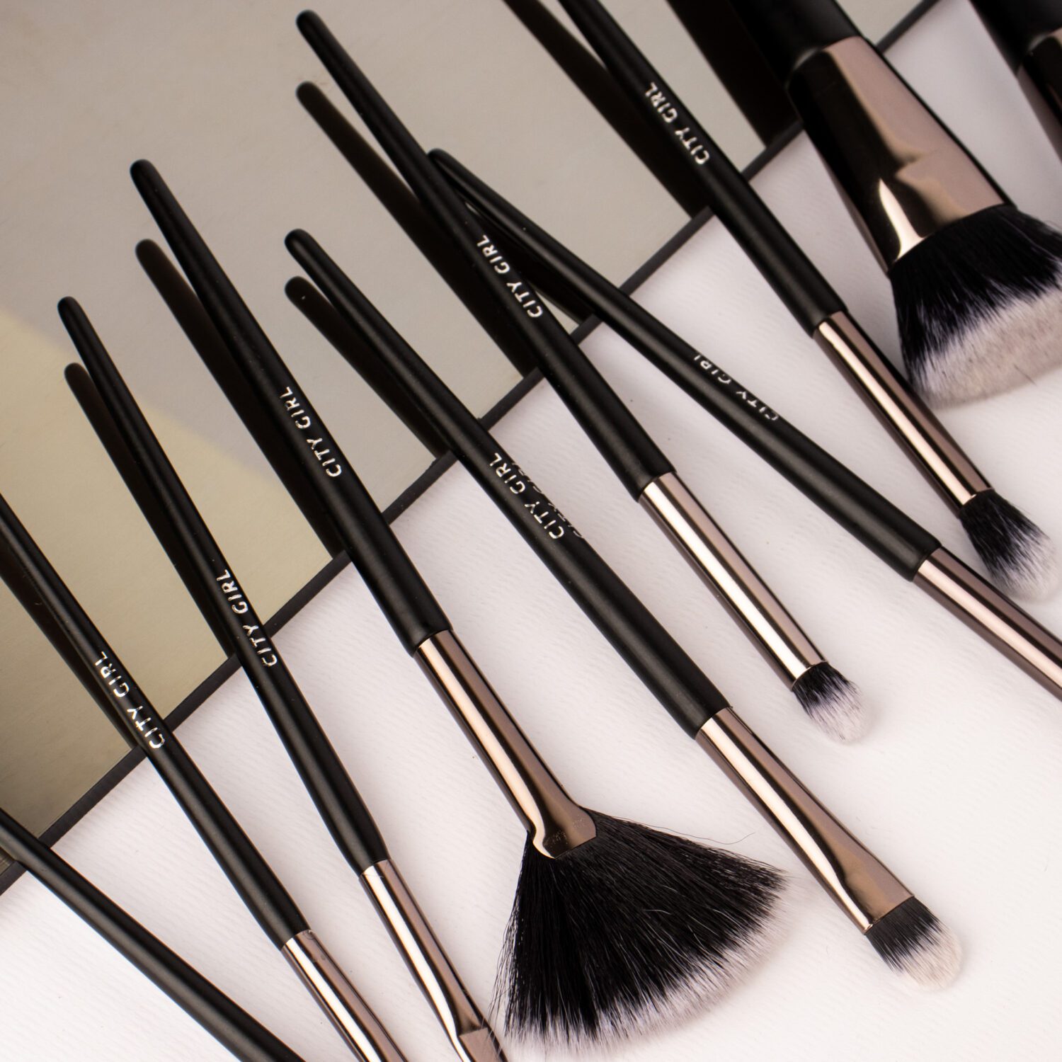 SET DE BROCHAS CITY GIRL