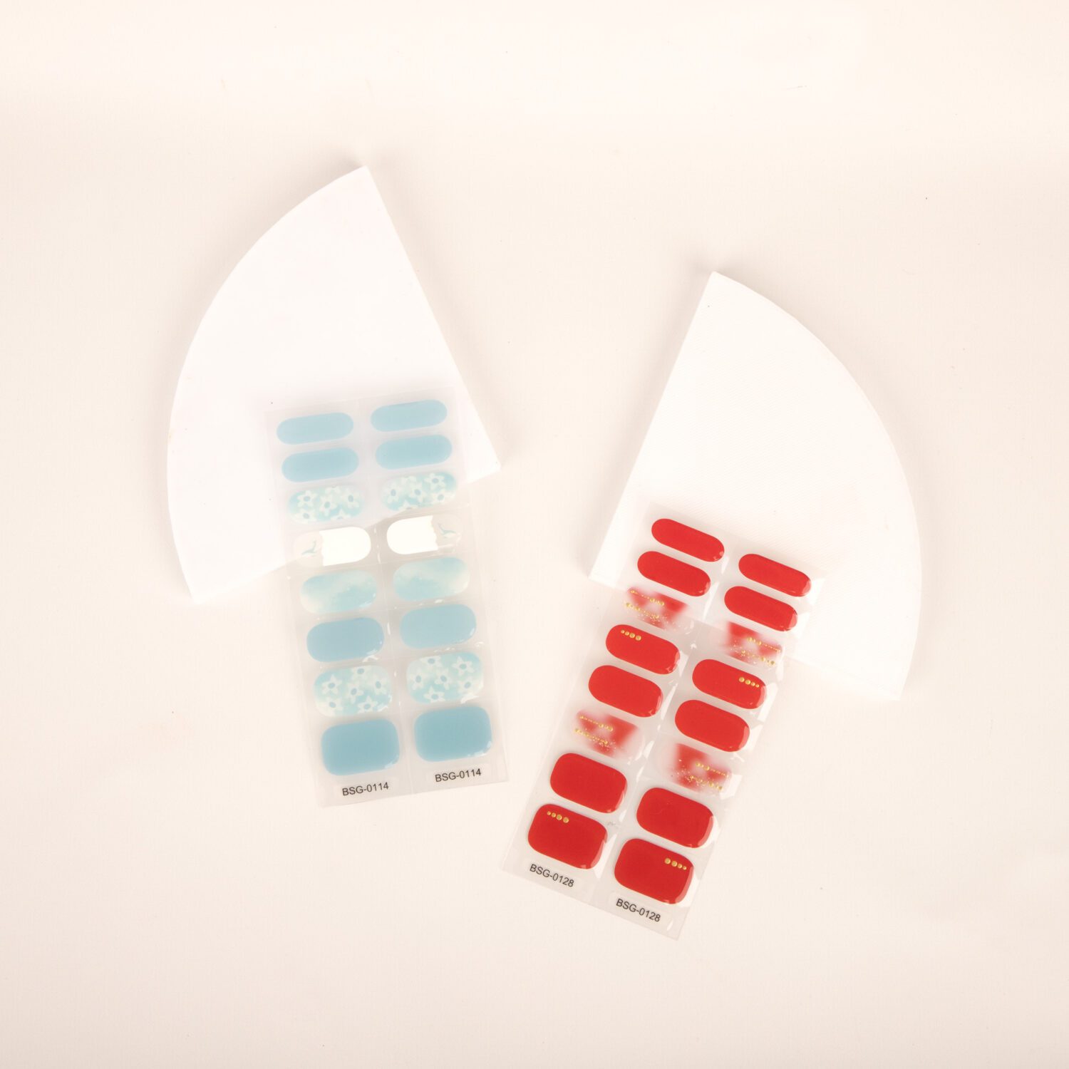 UÑAS STICKER GEL CON DISEÑOS - 16 PCS