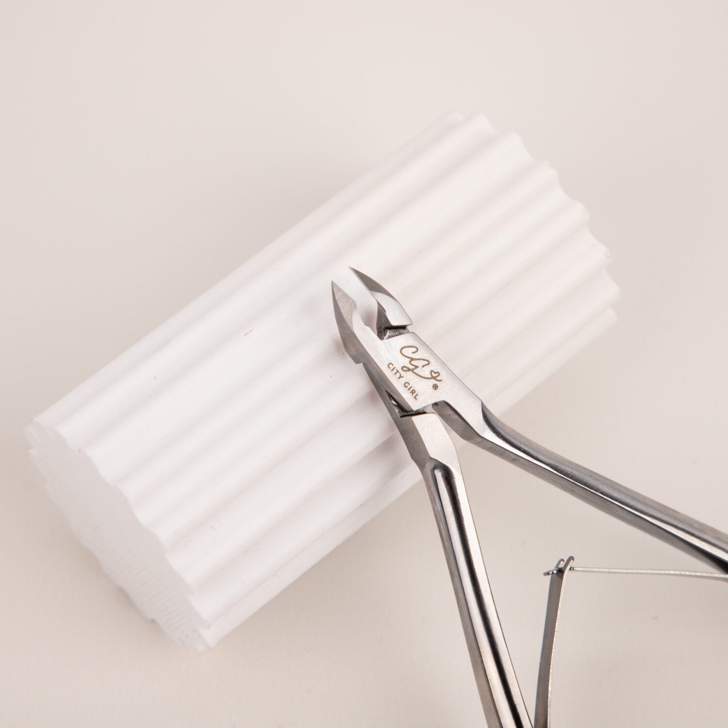 CORTA CUTÍCULAS CITY GIRL