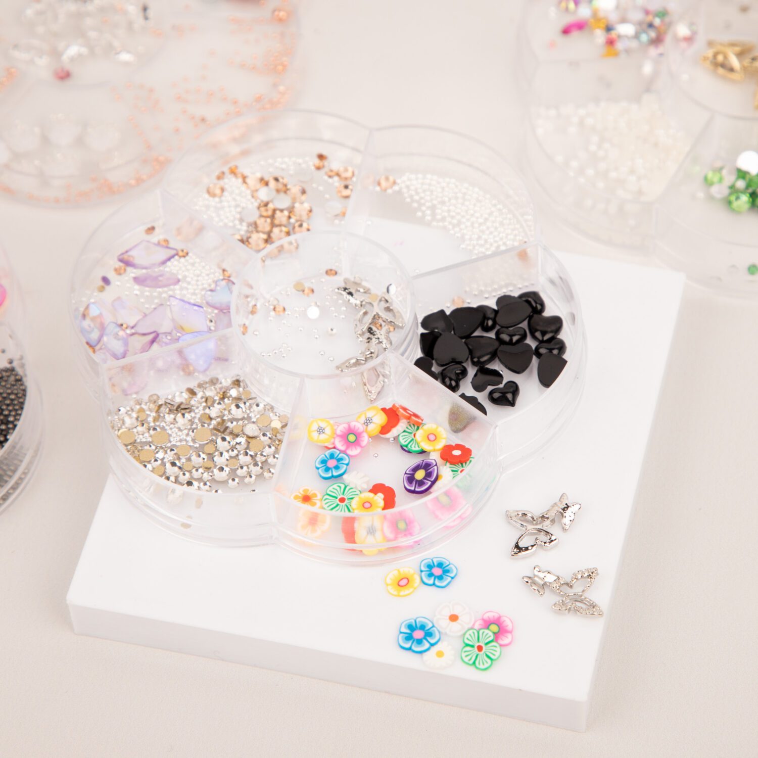 CARRUSEL CON DECO PARA UÑAS